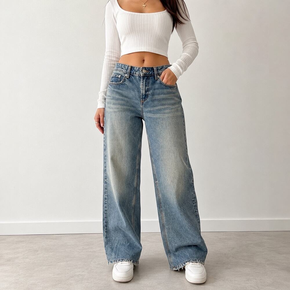Zara Light Wash Wide Leg Raw Hem Jeans High Rise Denim Sz 8
